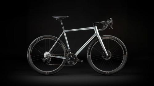 70 kusů oceli za 70 let! Colnago vydává úžasnou limitku!