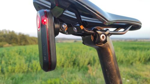 RECENZE: Isoar držák na Garmin Varia radar - Robustní a dobře vypadající!