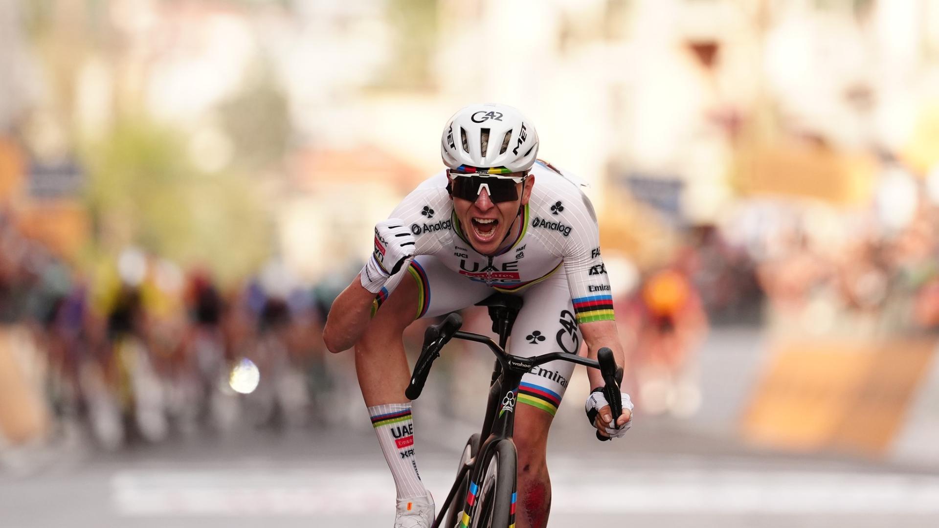 Pogačar konečně dobyl Milano-Sanremo! Drama, pád i epický sprint s Pidcockem