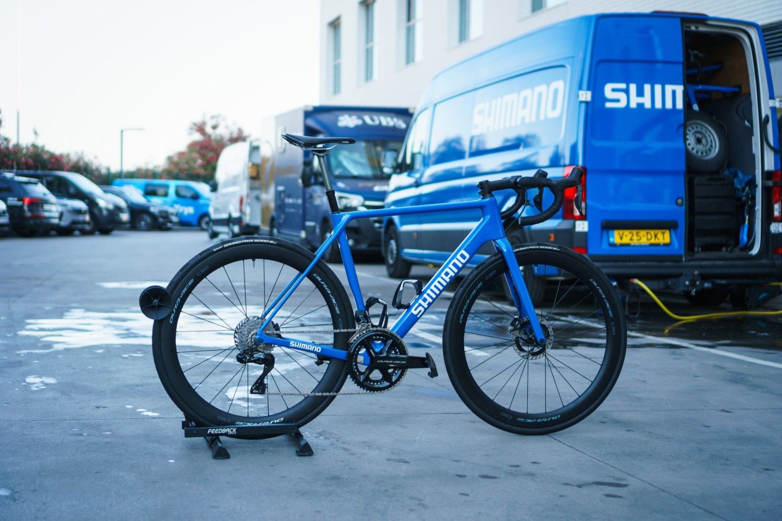 Koľko váži Shimano neutrálny servisný bicykel?